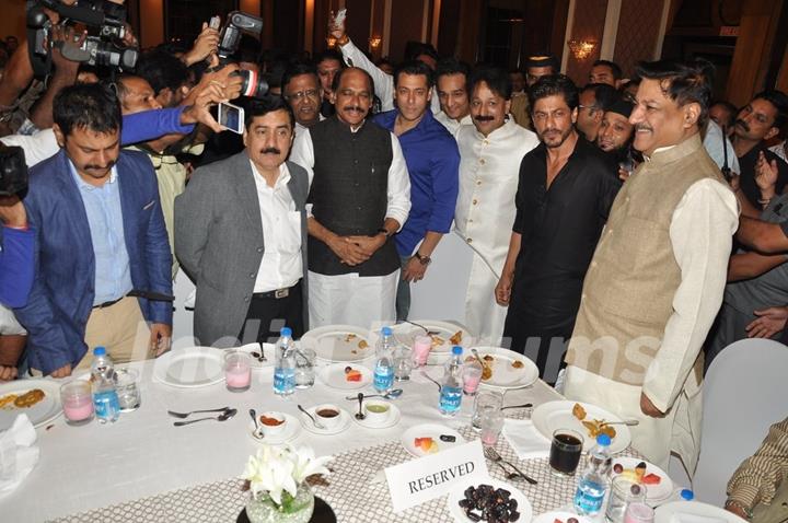 Shah Rukh Khan and Salman Khan were spotted at Baba Siddiqie's Iftar Party