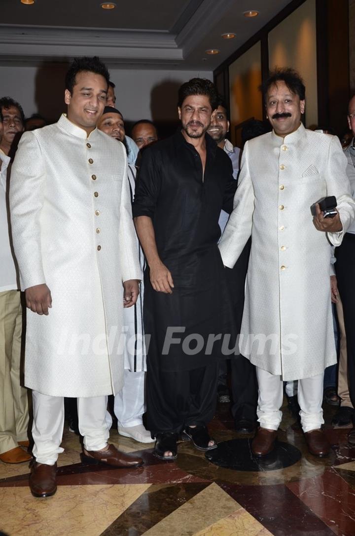 Shah Rukh Khan at Baba Siddiqie's Iftar Party