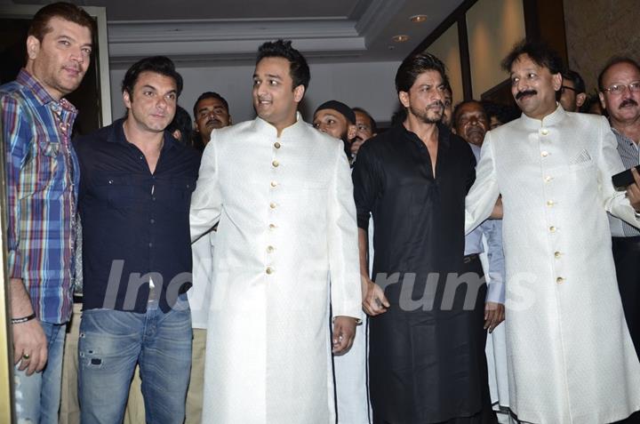 Shah Rukh Khan,Arbaaz Khan and and Aditya Pancholi at Baba Siddiqie's Iftar Party