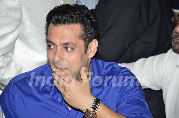 Salman Khan at Baba Siddiqie's Iftar Party