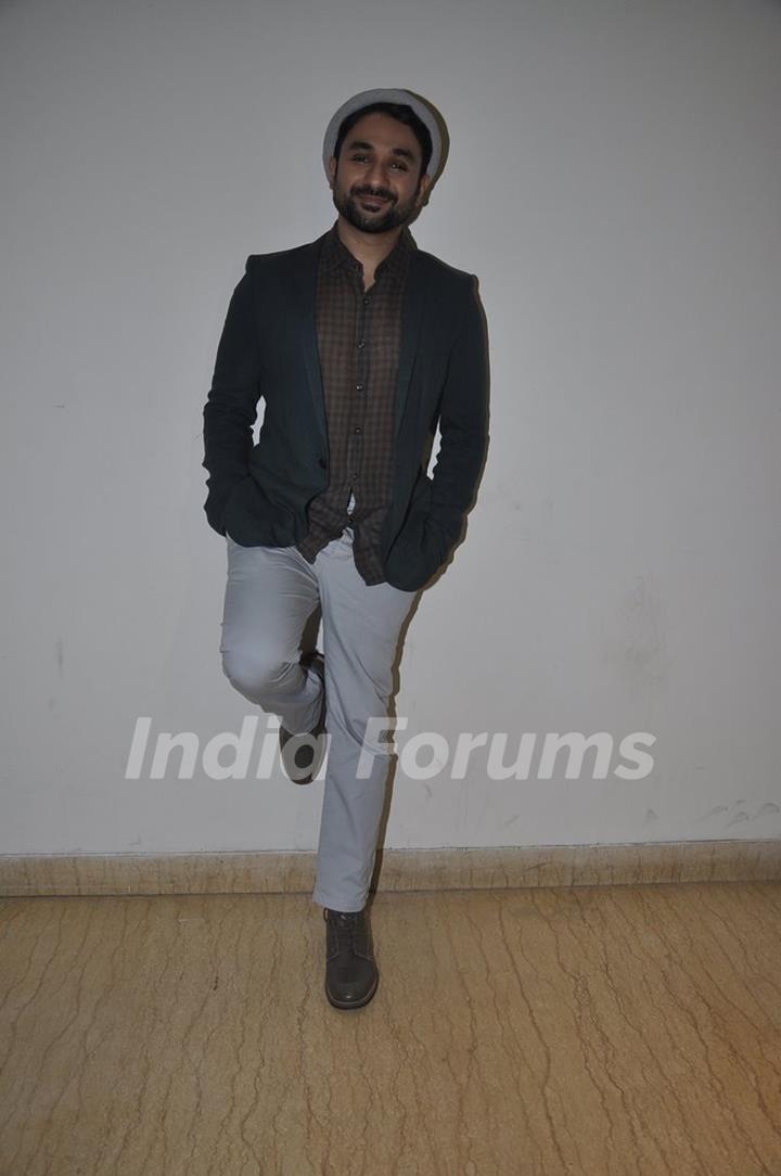 Vir Das poses for the media at the Promotions of Amit Sahni Ki List