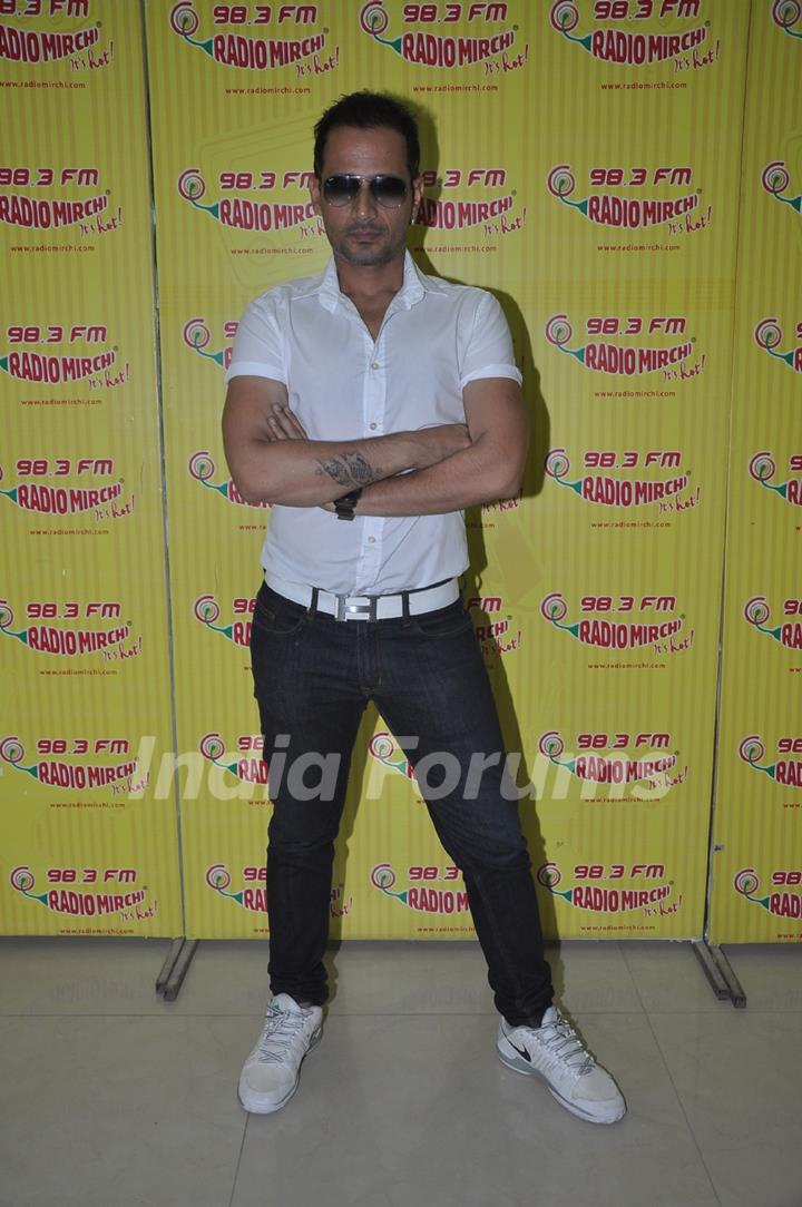 Manmeet Singh at Radio Mirchi studio for the promotion of the song Pink Lips