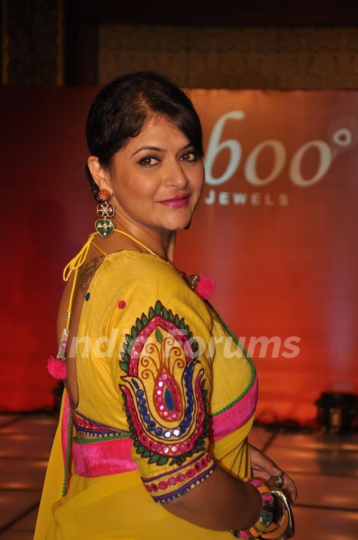 Pragati Mehra walks the ramp at Saboo Jewels Presents Exquisite Fashion Jewellry Preview