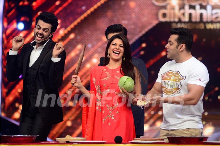 The team of Kick enjoy a roti making competition on Jhalak Dikhhla Jaa