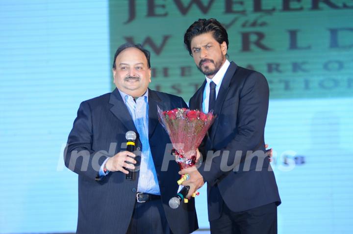 Shahrukh Khan felicitated at the Ticket to Bollywood event