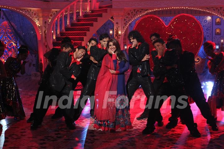 Parineeti Chopra performs at Dawaat-E-Eid on Zee TV