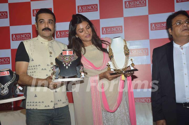 Sushmita Sen and Prosenjit showcase the jewelry designs