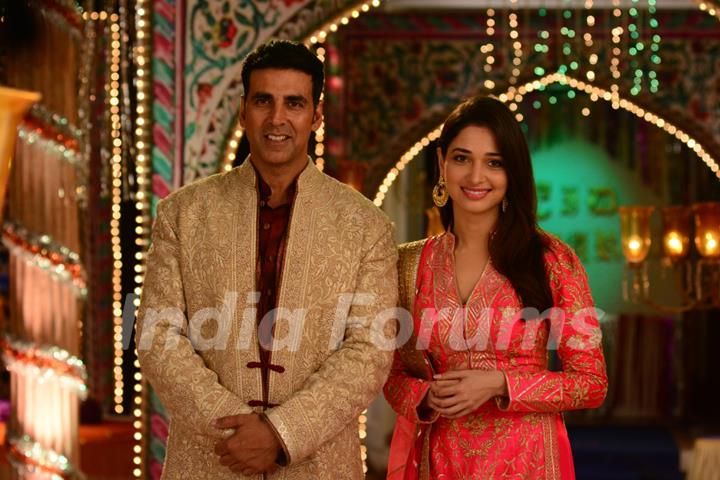 Akshay Kumar and Tammanah at Jahsn-e-Eid Celebrations