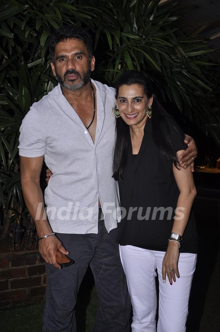 Suniel Shetty with Mana Shetty