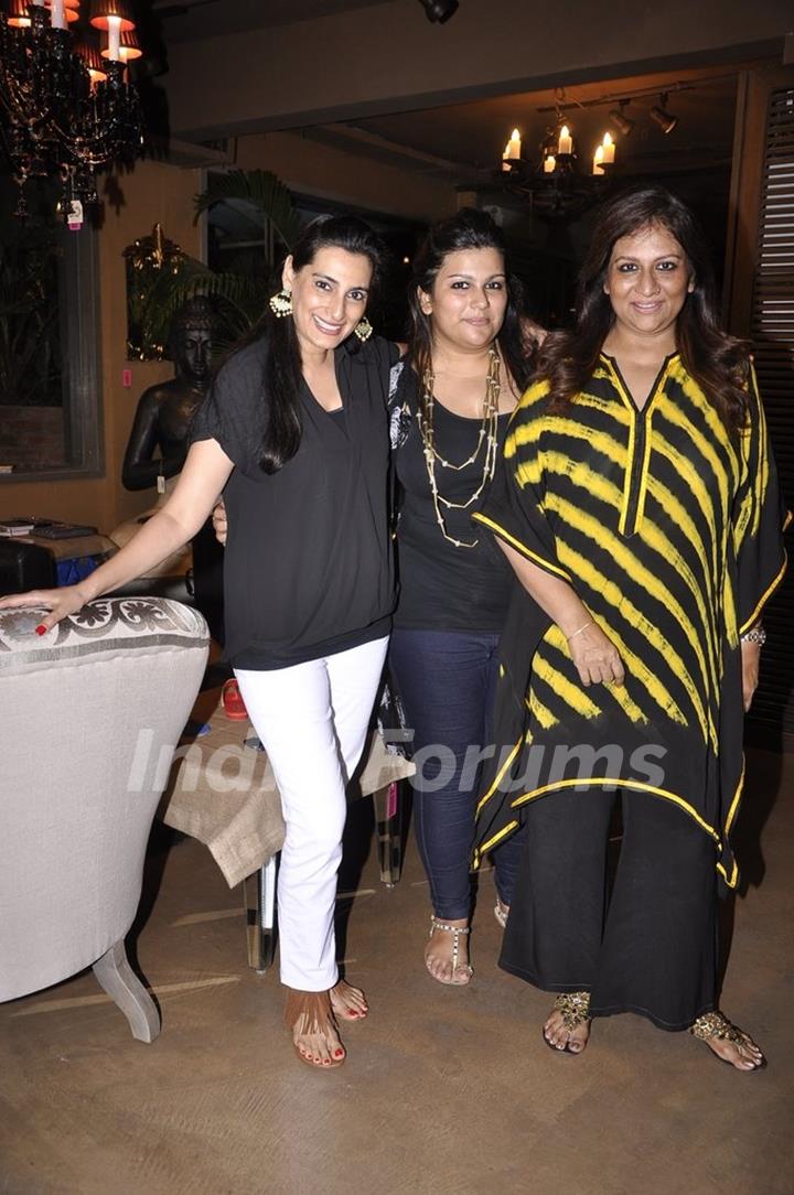 Mana Shetty with a friend at her Get-to-gather