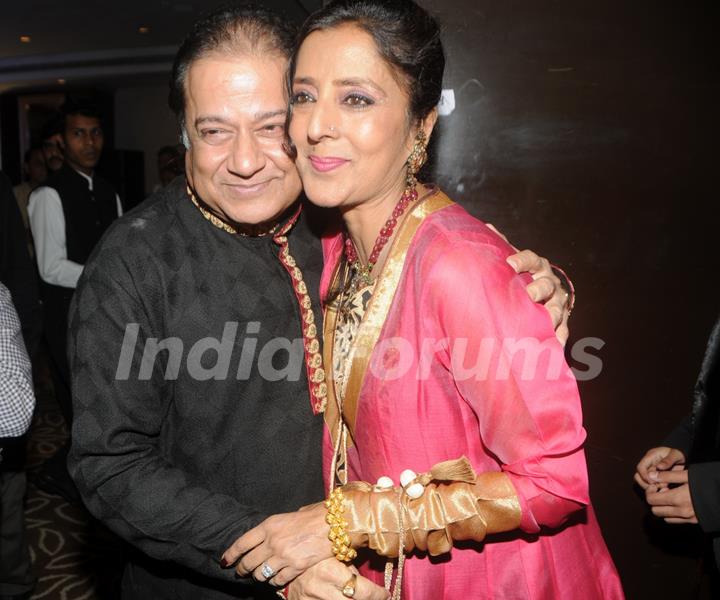 Anup Jalota and Medha Jalota at the birthday celebration