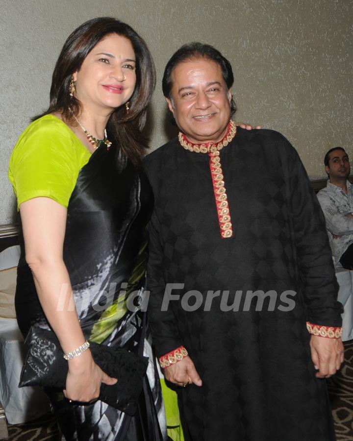 Kunica poses with Anup Jalota at his Birthday Celebration