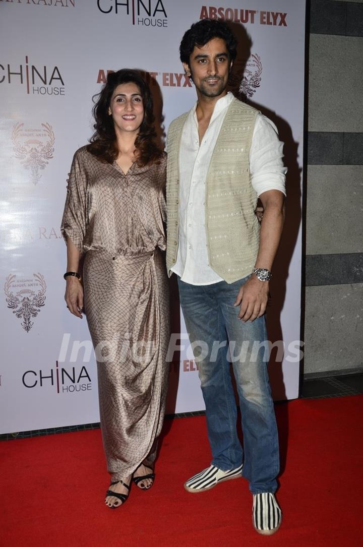 Kunal Kapoor with Naina Bachchan at Gallerie Angel Arts Event