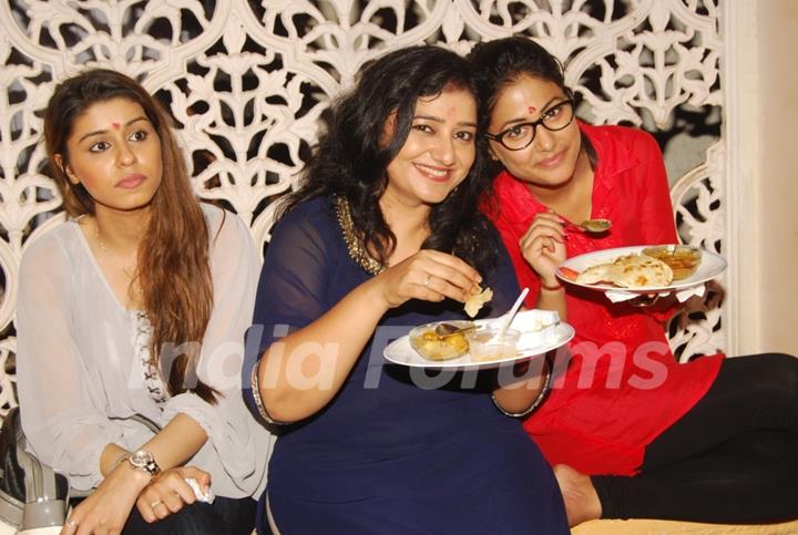 Hina Khan with Neelima Tadepalli and Neha Saroopa at the celebration