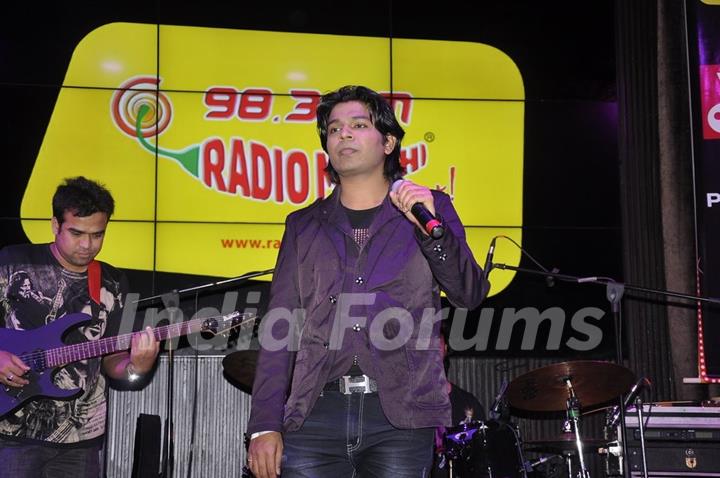 Ankit Tiwari was at the Mirchi Top 20 Awards