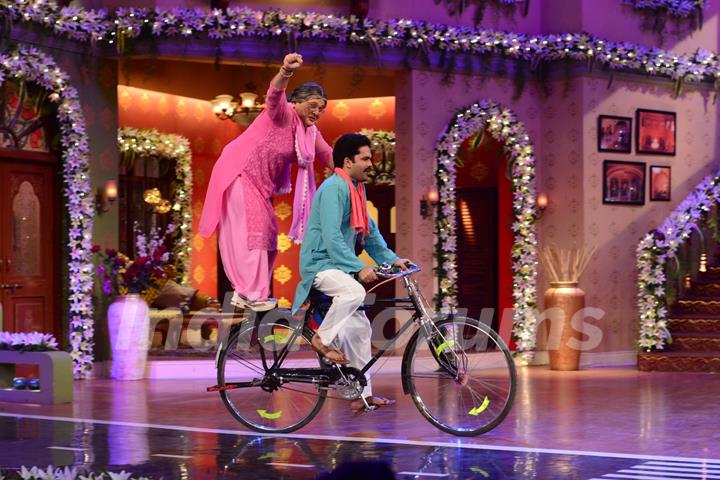 Dadi does a stunt on CNWK