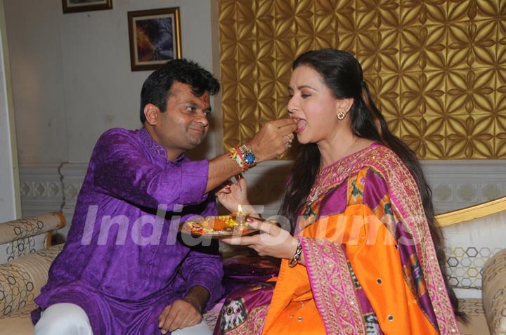 Poonam Dhillon Celebrates Raksha Bandhan