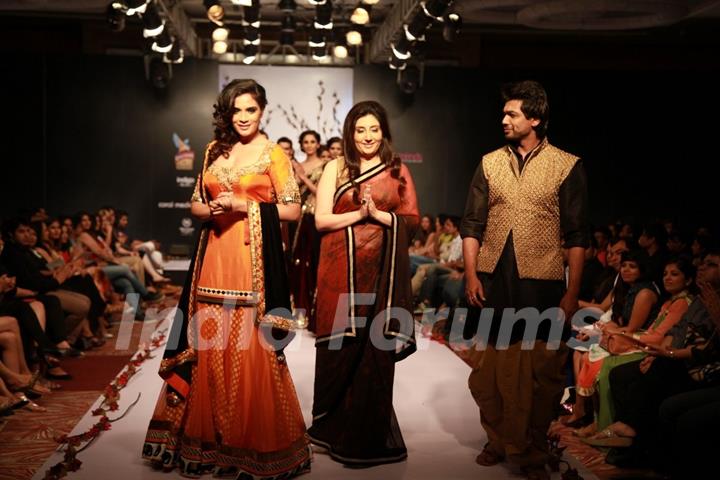 Richa Chadda and Nikhil Dwivedi walked with Archana Kochhar