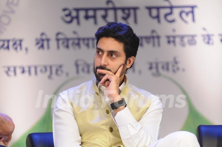 Abhishek Bachchan at Yuvak Biradri's 40th Anniversary