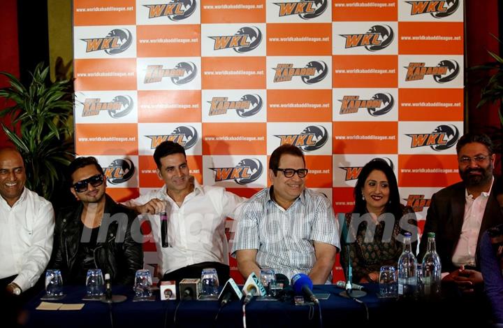 Honey Singh, Akshay Kumar and Ramesh Taurani at the Launch of World Kabaddi League