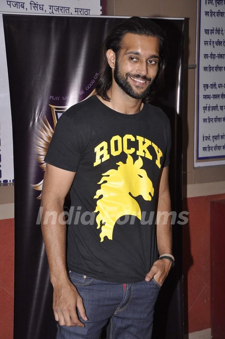 Akhil Kapur at the Promotions of Desi Kattey