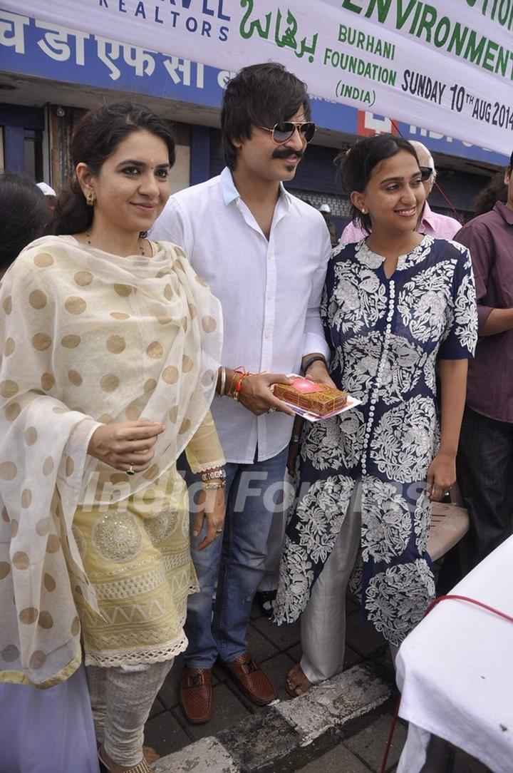 Vivek Oberoi with wife and Shaina NC at Love Mumbai Event