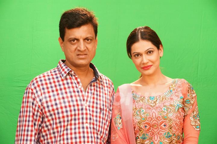 Payal Rohatgi with Film Maker Raajeev Walia at the making of Star Studded National Anthem