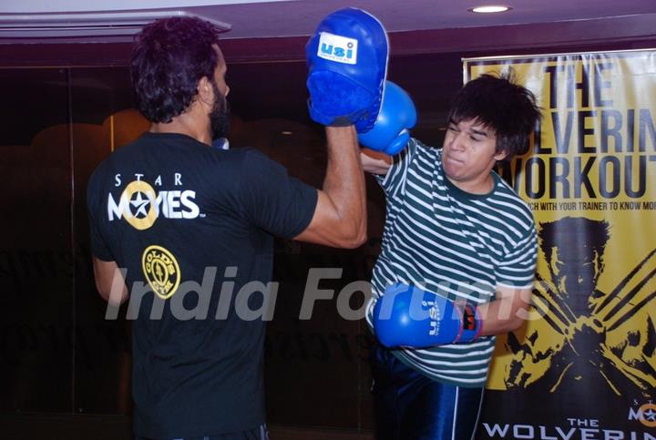 Vivaan Shah practices at the Gold Gym Wolverine Workout