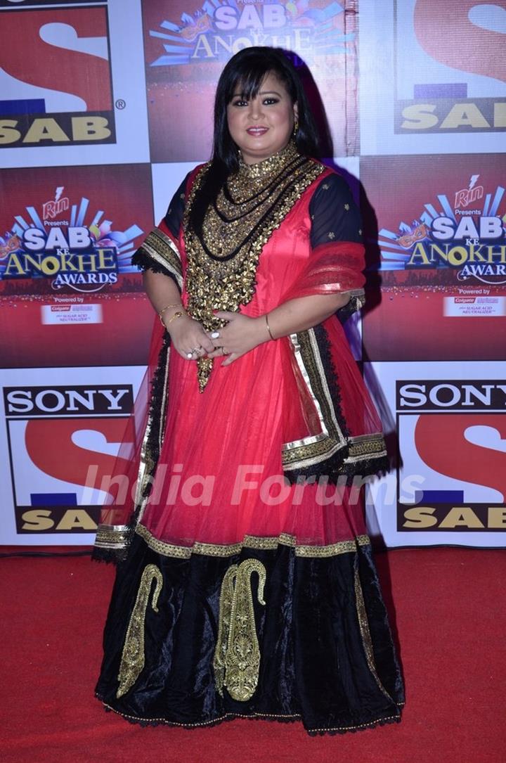 Bharti Singh at the SAB Ke Anokhe Awards