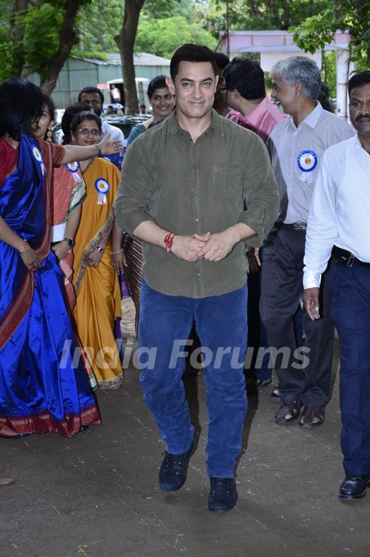 Aamir Khan at the Communicative Marathi Book Launch