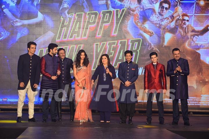 Farah Khan addresses the audience at the Trailer Launch of Happy New Year