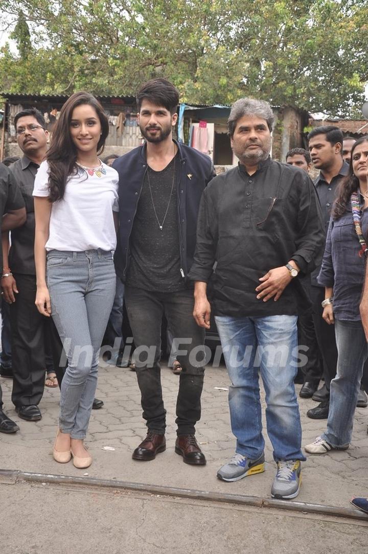 Shahid Kapoor, Shraddha Kapoor and Vishal Bharadwaj at the Promotion of Haider