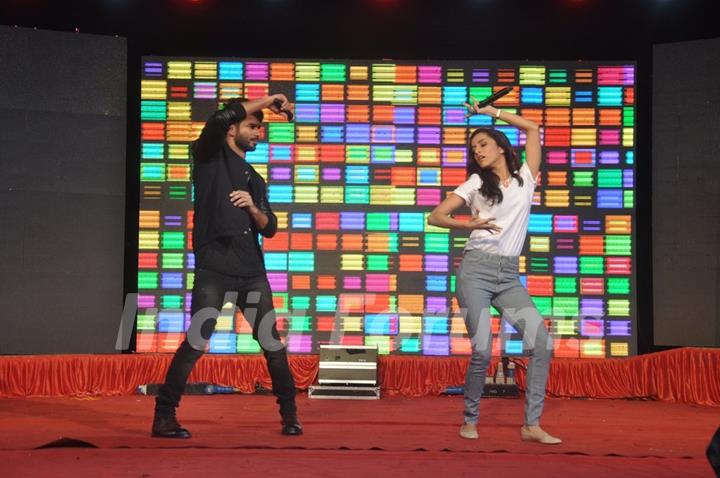 Shraddha Kapoor and Shahid Kapoor shake a leg at the Promotion of Haider