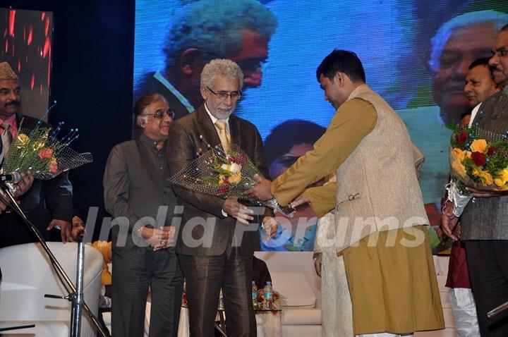 Naseeruddin Shah felicitated at the Poetry Festival Organised by Ahtesab Foundation