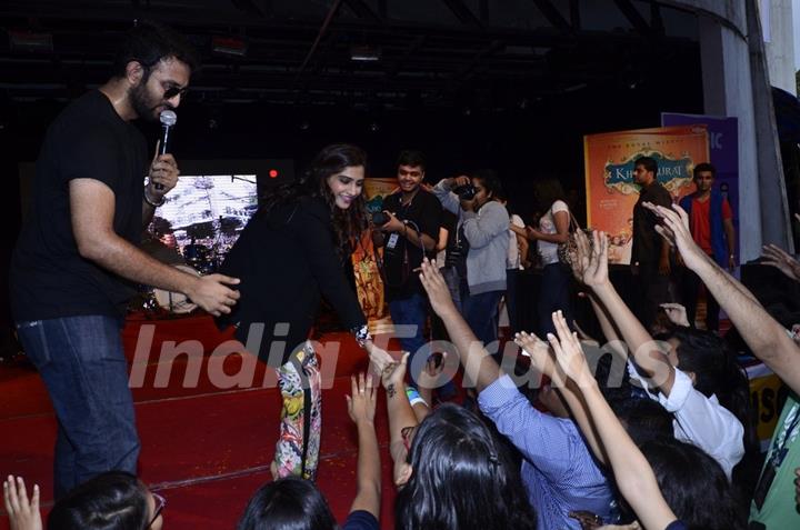 Sonam Kapoor greets her fans at the Promotions of Khoobsurat at Mithibai College