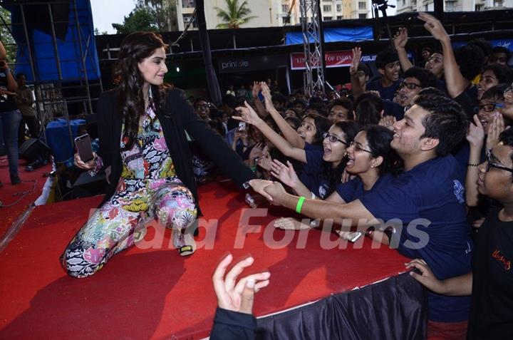 Sonam Kapoor greets her fans at the Promotions of Khoobsurat at Mithibai College