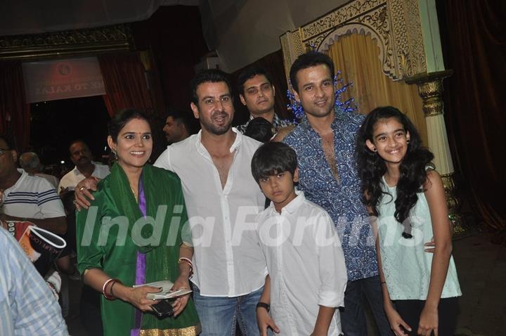 Rohit Roy and Ronit Roy at Isckon Temple on Janmashtami