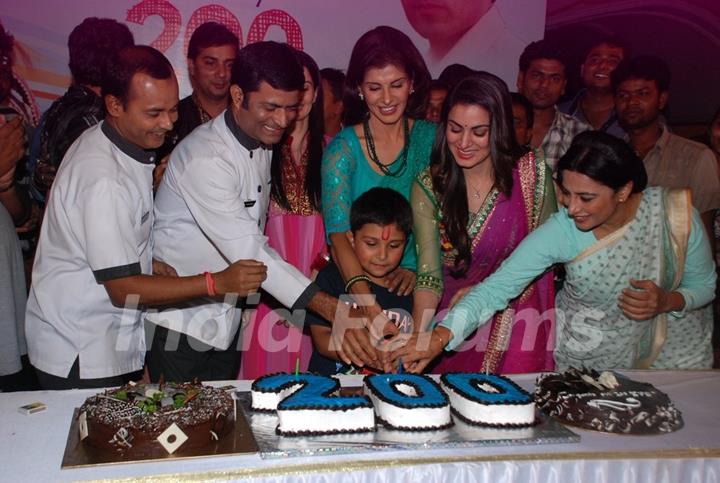 Tumhari Paakhi Celebrates the Completion of 200 Episodes