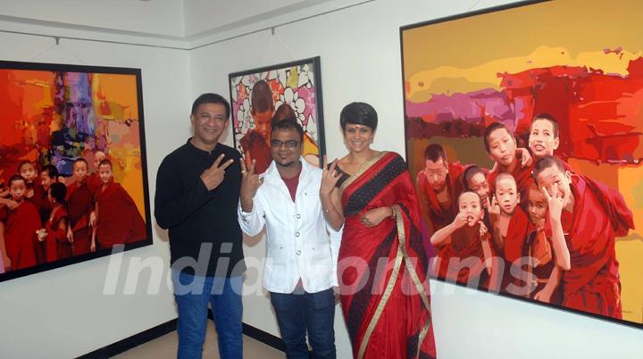 Raj Kaushal and Mandira Bedi at the Painting Exibhition