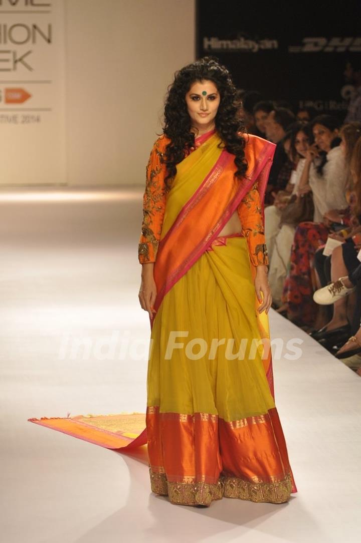 Taapsee Pannu walks the ramp for Gaurang at the Lakme Fashion Week Winter/ Festive 2014 Day 4