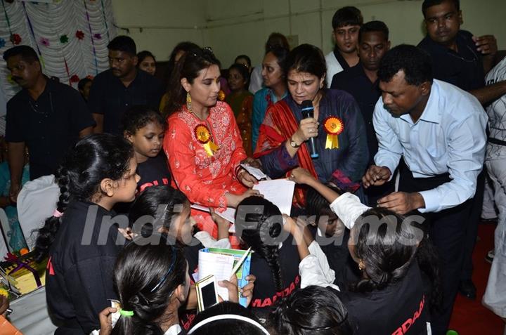Rani Mukherjee signs autograph for her young fans