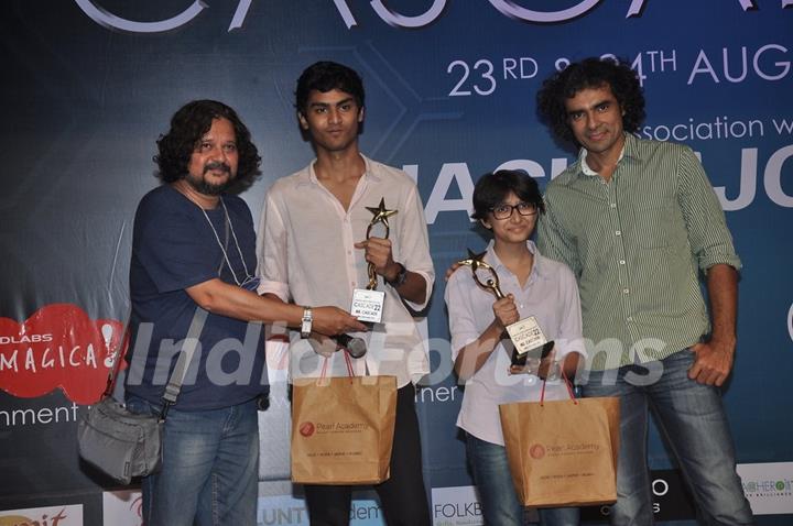Imtiaz Ali and Amol Gupte snapped giving awards to students at Cascade Festival