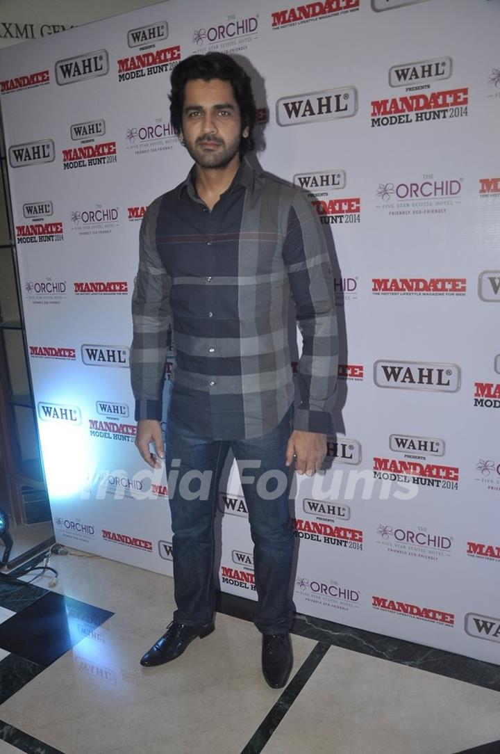 Arjan Bajwa poses for the media at Mandate Model Hunt 2014