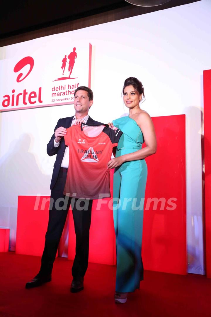 Bipasha Basu at the Launch of Airtel Delhi Half Marathon