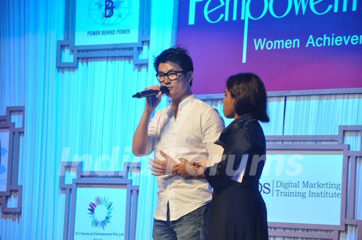 Meiyang Chang interacts with the audience at Fempowerment Awards 2014