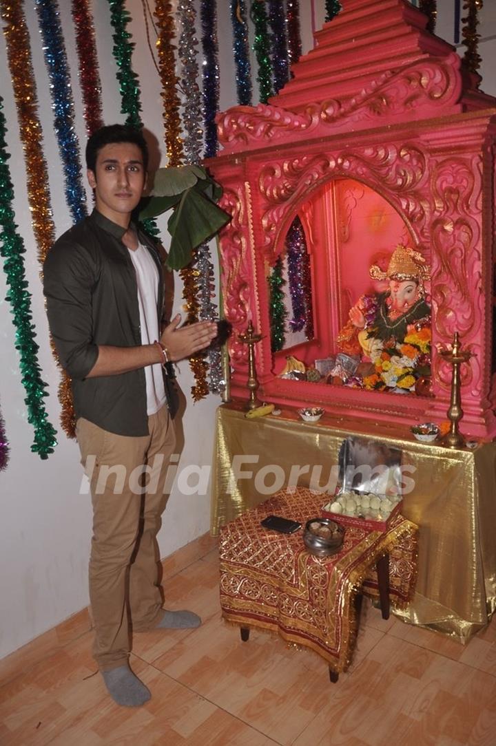 Yashvardan Ahuja Celebrates Ganesh Chaturthi