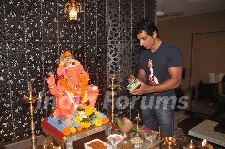 Sonu Sood Celebrates Ganesh Chaturthi