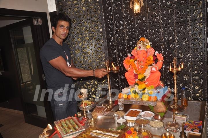 Sonu Sood Celebrates Ganesh Chaturthi