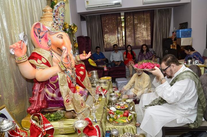 Nitin Mukesh makes an offering to Lord Ganesh