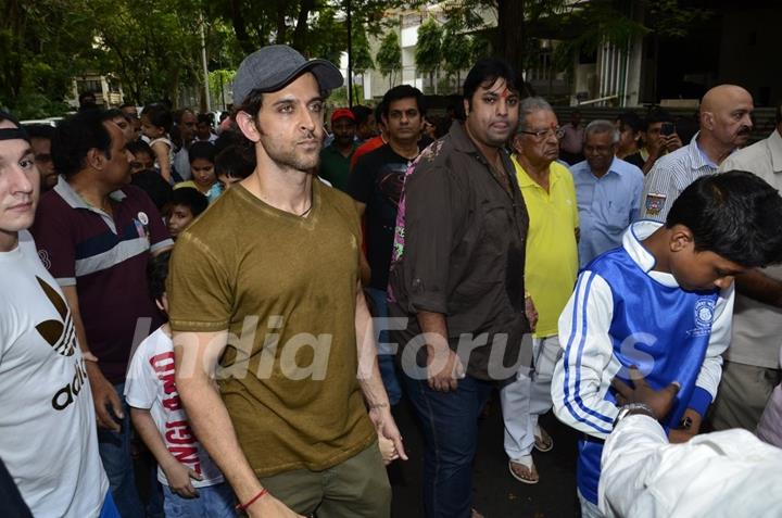 Hrithik Roshan was snapped at the Visarjan of Lord Ganesha